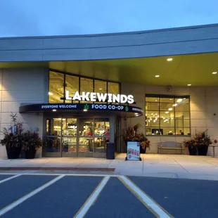 Check out food co-op in Minesota. Similar to the one we have close to home.