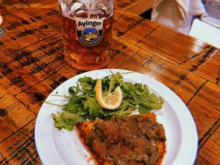 District  9 Draught Haus