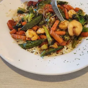 Stir fry with lots of shrimp. Very tasty.