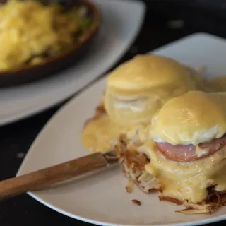 Eggs Benedict