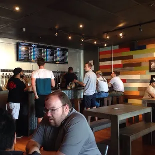 Crowd n electronic status menu board