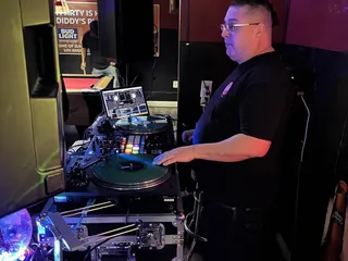 Diddy's Place Sports Bar