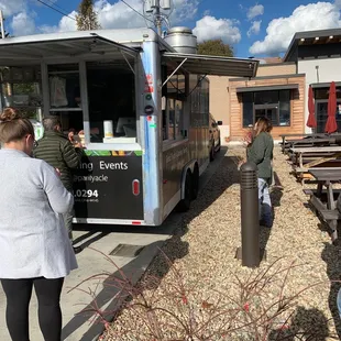 Parilya Filipino food truck