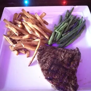 Not what I was expecting from a $7 dive bar steak special. Wow!