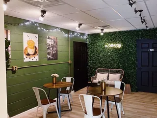 La Calle 8 Cafe