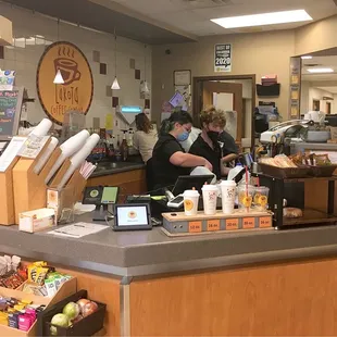 Located inside the Blue entrance to the hospital just steps from the parking garage.