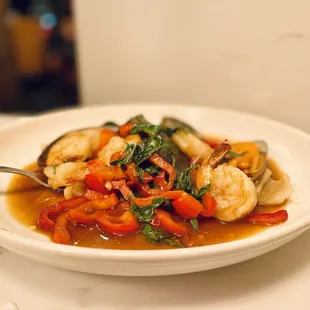 Spicy Basil Seafood
