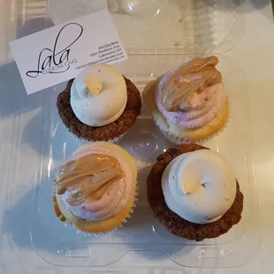 Strawberry with PB drizzle and banana bread with choc chips &amp; PB frosting