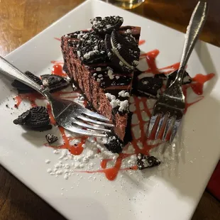 Red velvet cheesecake with Oreo crust