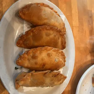 EMPANADAS COMBO 4 full-sized empanadas of your choice