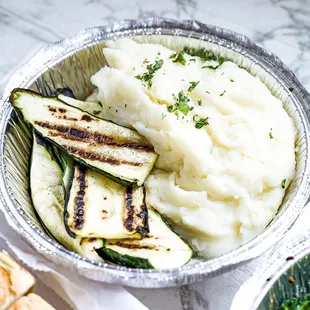 Mashed Potatoes and Zucchini  IG: @huangryfoodie