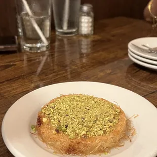 Kenafa dessert