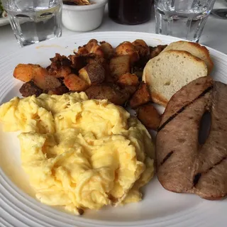 2 Eggs with Chicken-Apple Sausage