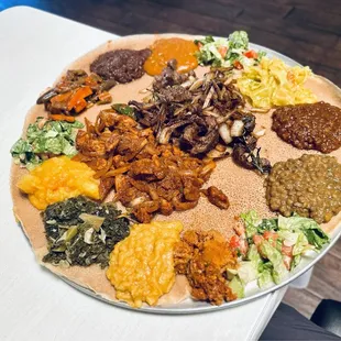 Veggie Utopia and Chicken and Zilzil Tibs