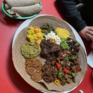 Combo plate with additional meat