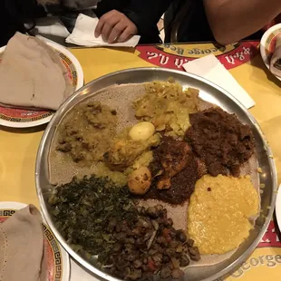 Meat &amp; Veggie combo for 4