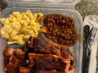 Big Boyz Smokehouse & Kitchen