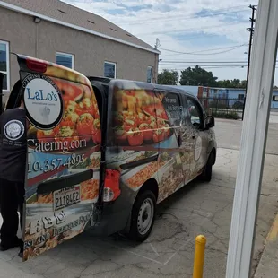 Free delivery with $300 or more purchase. They even let us borrow the warming food compartment.