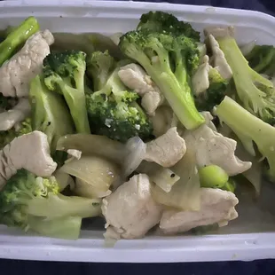 very basic broccoli chicken