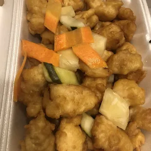 Sweet and sour chicken (sauce on side)