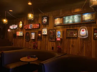 Little Hill Lounge