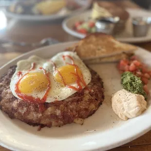 Corned beef hash stayed warm the whole time