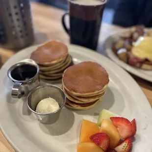 Silver Silver-Dollar Pancakes
