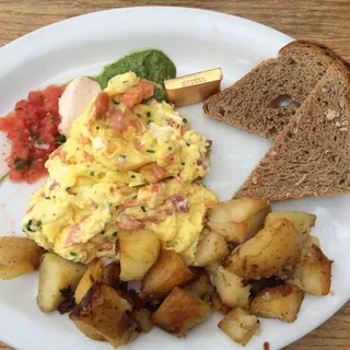 Smoked Salmon Scramble