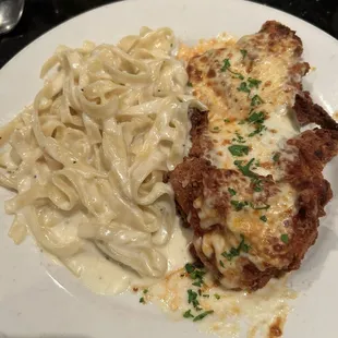 Fettuccine Alfredo