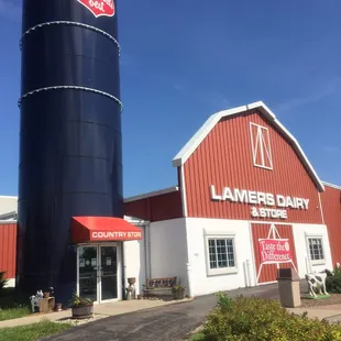The entrance....through the silo