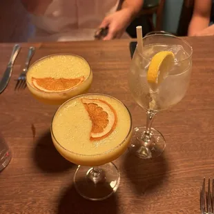 2 Pornstar Martinis &amp; Hugo Spritz