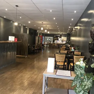 sushi and sashimi, interior