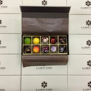 CHOCOLATE COLLECTION