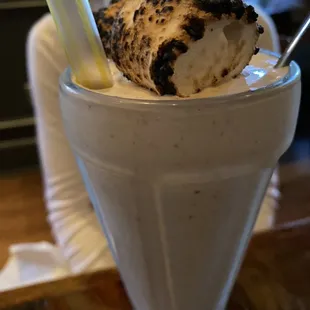 Toasted marshmallow shake