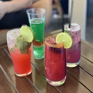 drink, oysters and mussels