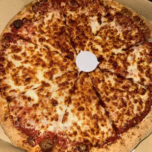 Small cheese pizza 2/5