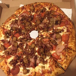 The Linebacker Pizza