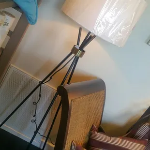 Oiled bronze Tri leg floor lamp