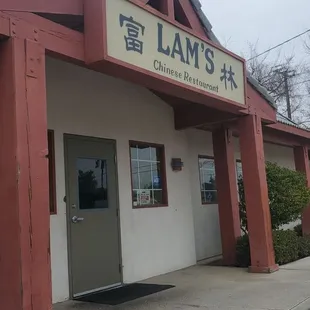 Entry sign from front area