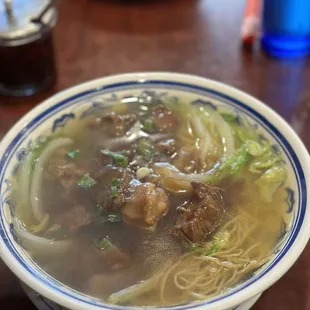 Beef Stew Tendon Mein