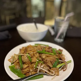 Beef chow fun