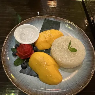 Mango with Sticky Rice