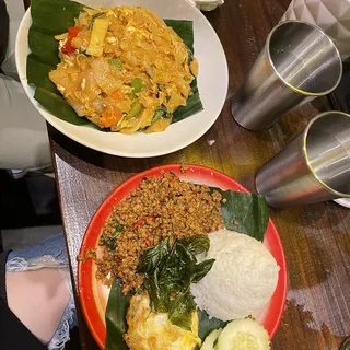 Kra Prow with Fried Egg