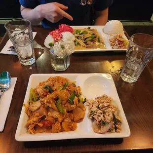 Pad kee mao lunch special