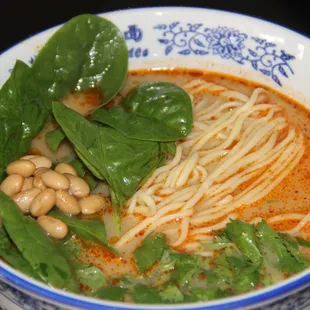Lanzhou Street Noodle with thin round noodles