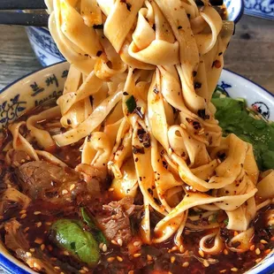 Braised beef noodle