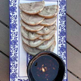 Sliced pork hock