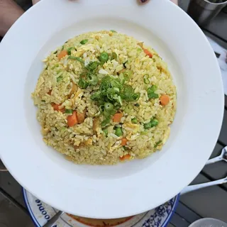 GOLDEN FRIED RICE