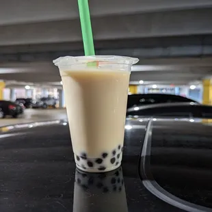 Jasmine milk tea with tapioca (small)