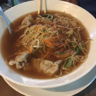 Noodles with Dumplings Soup